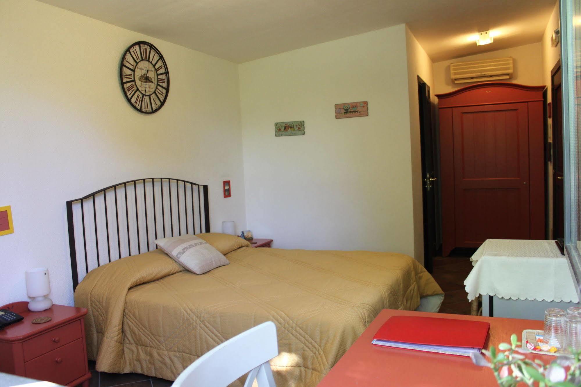 Flegrea House Aparthotel Pozzuoli Kültér fotó