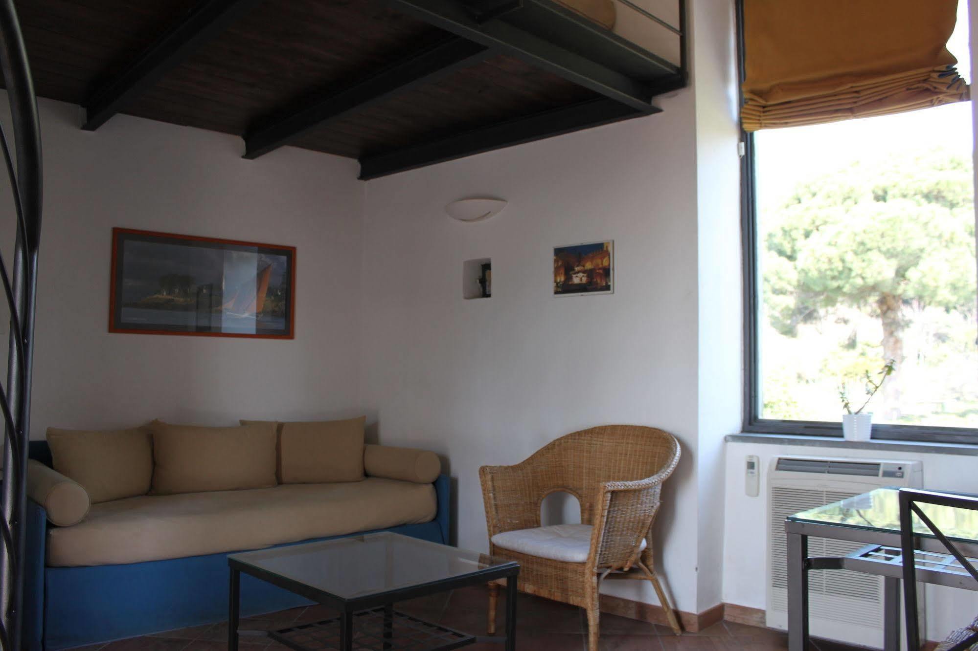 Flegrea House Aparthotel Pozzuoli Kültér fotó